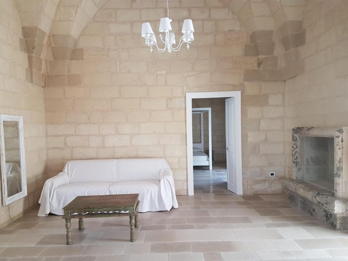 Masseria "Casa Giulia" Uggiano La Chiesa Luaran gambar
